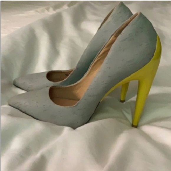 L.A.M.B. Pumps Jocelyn Grey Cork Stiletto Heel - Picture 2 of 8